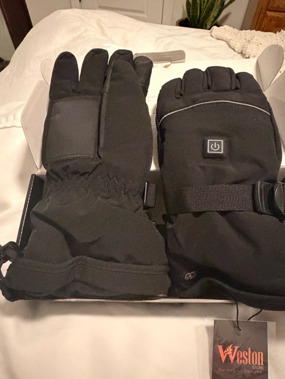 Heated Winter Gloves for Women - Black